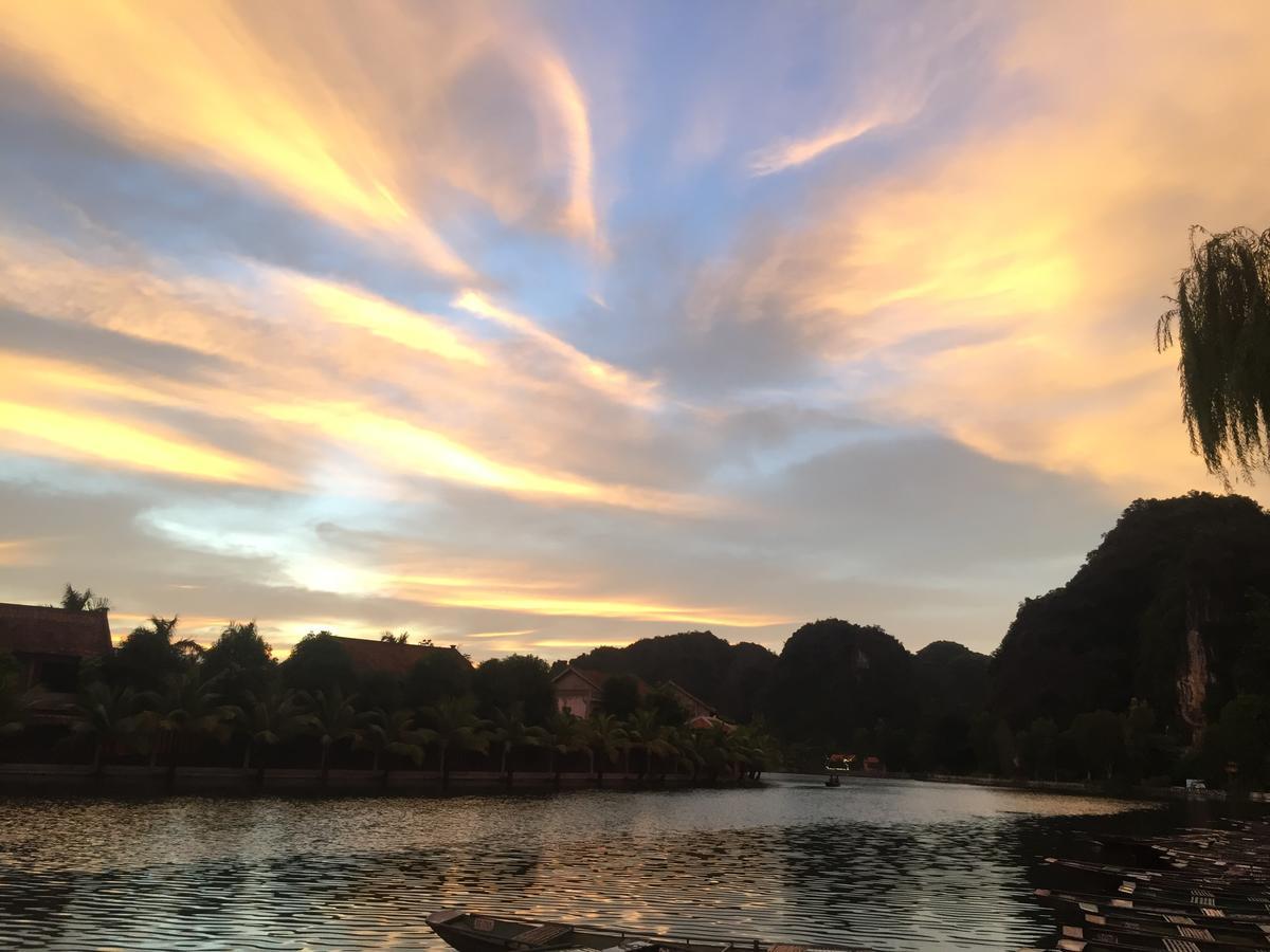 Отель Tam Coc Boutique Garden Ниньбинь Экстерьер фото